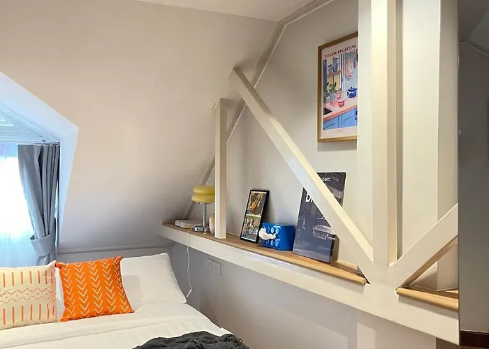 Сasa de vacaciones Nueng Rana 113 Unique House In Chinatown 3br 2ba